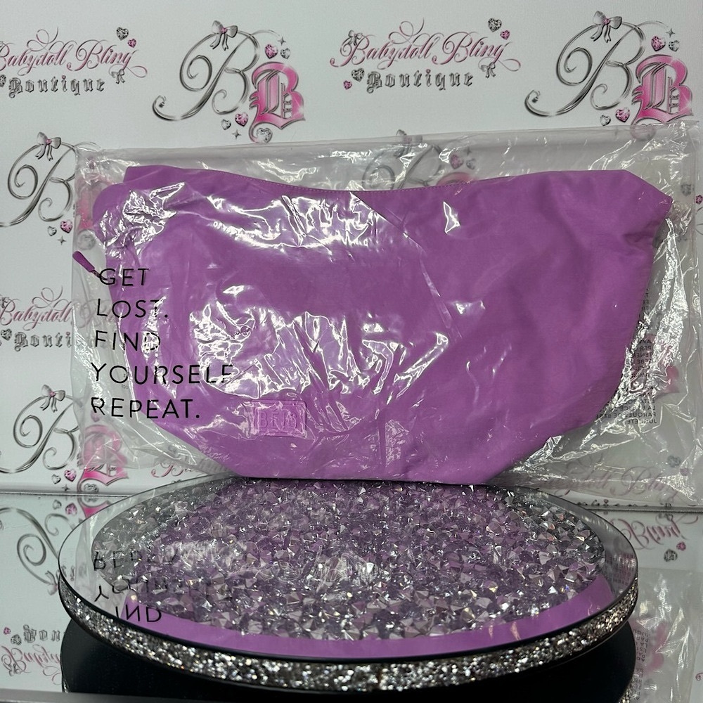 BÉIS The Crescent Catchall
in Berry pink purple Pink Shoulder Bag dual strap